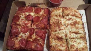 Little Caesars Pizza food