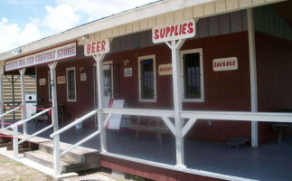 Rollies Bbq County Store outside