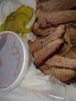 Willie B's Barbeque food