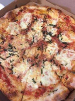 Tonino's Pizzeria food
