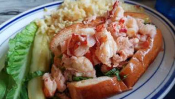 North Shore Lobster food