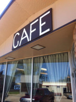 Aneta Cafe outside