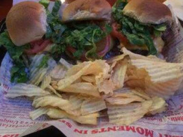 The Winghouse Of Pinellas Park food