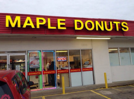 Maple Donuts outside