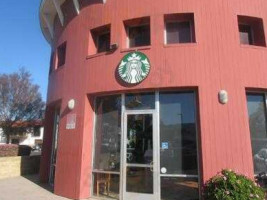 Starbucks-blossom Hill Pavilion outside