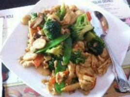 Li's Fine Asian Cuisine Sush food