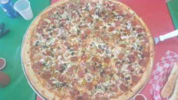 Titto's Pizzeria food
