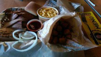 Dickeys Bbq food