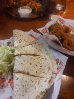 Hooters Of King Of Prussia food