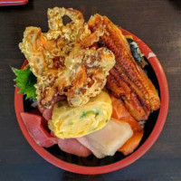 Rokuan Restaurant food