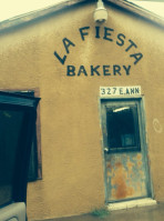 La Fiesta Bakery food