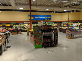 Giant Eagle Supermarket inside