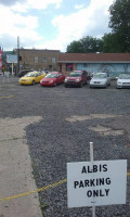 Albis Pizzeria outside