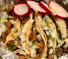 El Sauz Tacos food