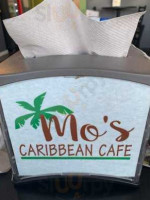 Mo's Caribbean Cafe inside