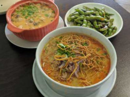D Asian Thai food