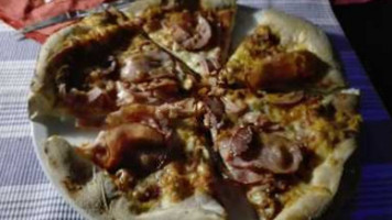 Jakes Pizza food