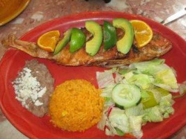 Taqueria La Michoaga food