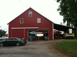 Felicia Fisher's Black Buggy Baking Company outside