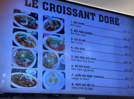Le Croissant Dore food