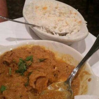 Guru Indian Cuisine food