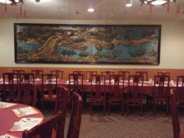 Lum Yuen Restaurant inside