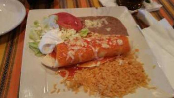 Los Compadres Mexican Grill food