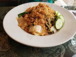 Baan Khun food