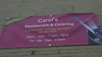 Carols Catering food