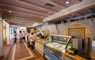 Walt Disney World L'artisan Des Glaces food