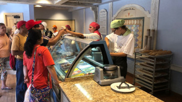 Walt Disney World L'artisan Des Glaces food