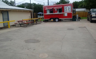 Tacos Los Alvarados inside