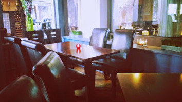 Cafe Testarossa inside