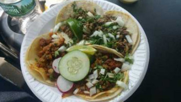 Tacos El Azteca food