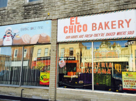 El Chico Bakery inside