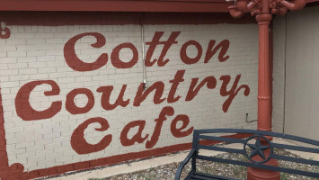 Cotton Country Cafe outside