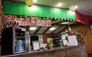 Guilli's Authentic Mexican Cuisine And Pizza outside