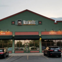 Maxwells Restaurant Bar outside