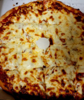 Gianorio's Pizza food