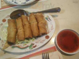 Hot Wok Bistro food