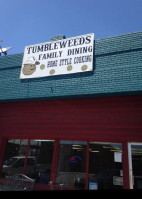 Tumbleweeds Family Dining outside