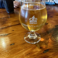 Apple Core Luncheonette And Brew At Cold Hollow Cider Mill food