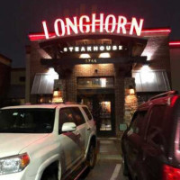 Longhorn Steakhouse inside