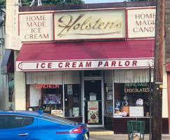 Holsten's Ice Cream, Chocolate outside