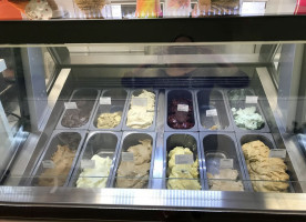 Pistachio's Ice Cream inside