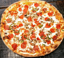 Bowstring Pizza And Brewyard food