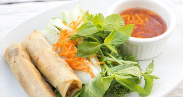 Saigon Avenue food