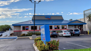 Ihop outside