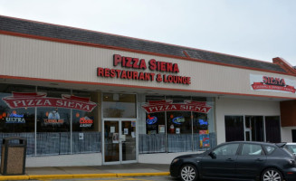 Pizza Siena outside