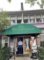Le Petit Chablis Restaurant and French Bakery outside